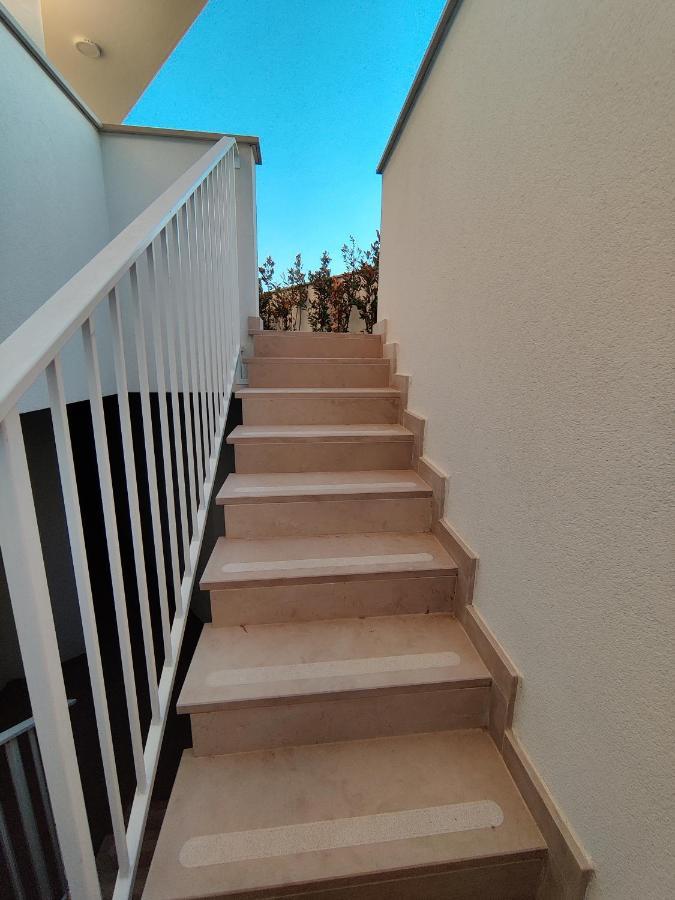 Arima Home - Loft Semi Indipendente In Locazione Bari Eksteriør bilde